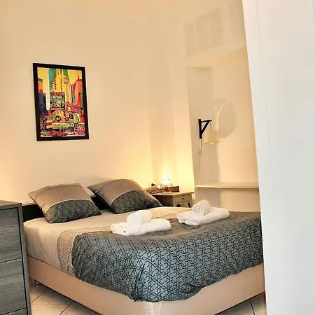 T1 Spacieux - Jardin & Terrasse - Quartier St Anne Apartment *