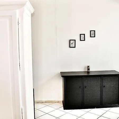 Apartment T1 Spacieux - Jardin & Terrasse - Quartier St Anne *