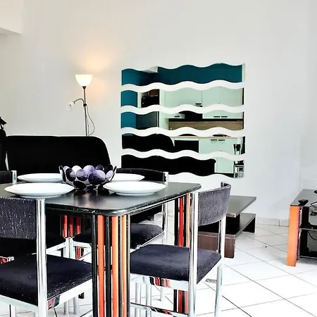 Apartment T1 Spacieux - Jardin & Terrasse - Quartier St Anne Amiens