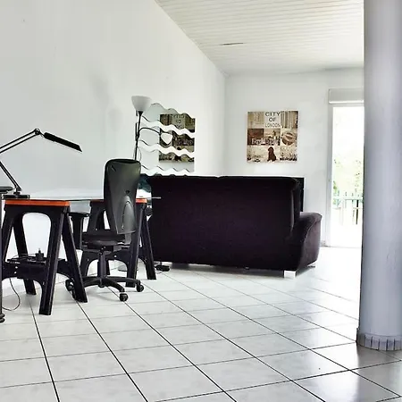 Apartment T1 Spacieux - Jardin & Terrasse - Quartier St Anne Amiens